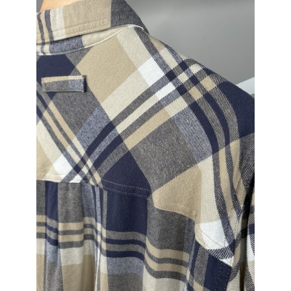 Legendary Whitetails Men’s Medium Buck Camp Flannel Shirt Relaxed Fit Plaid - Picture 5 of 15